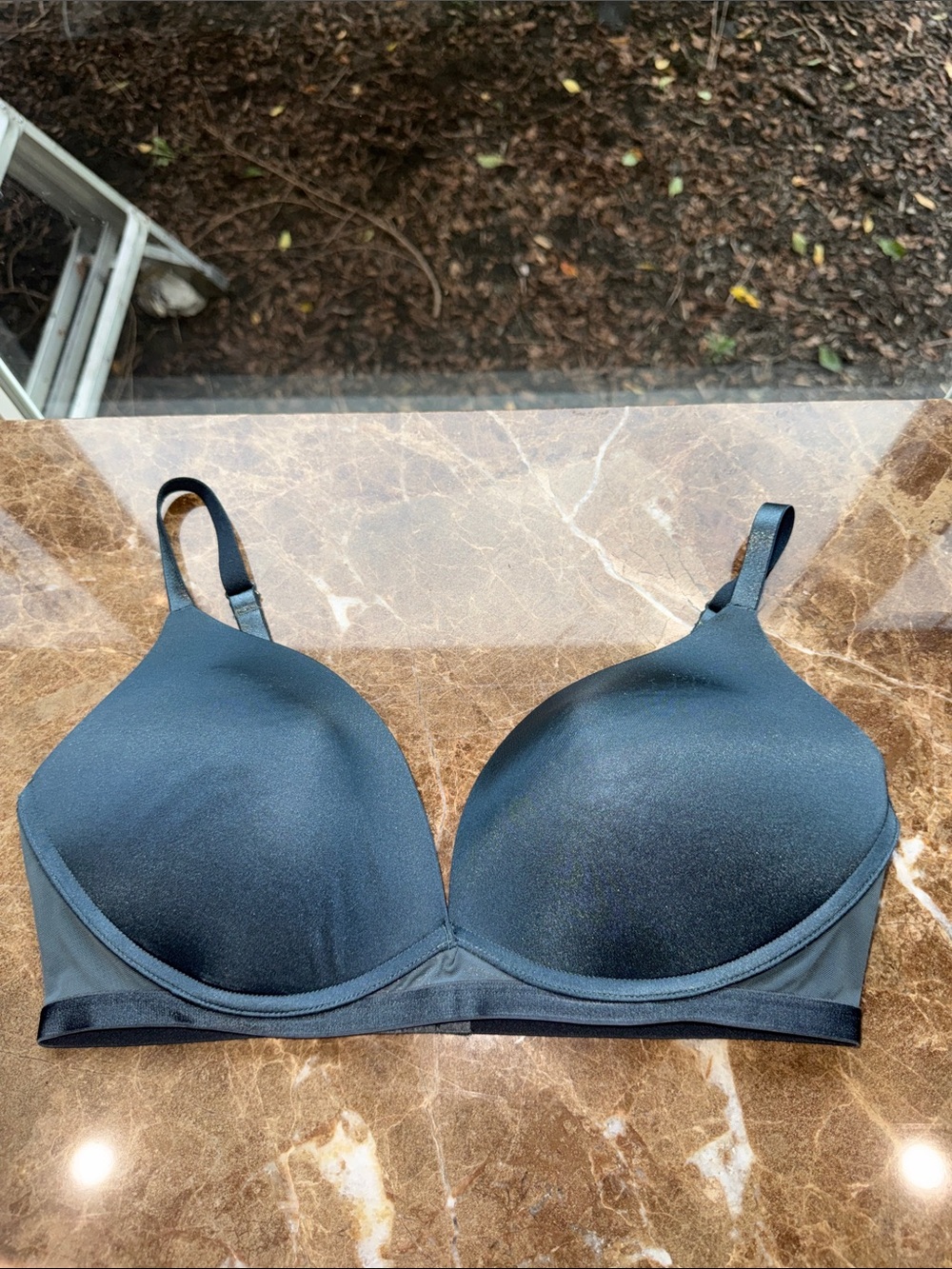 Adore Me Black Seamless Molded T-Shirt Bra